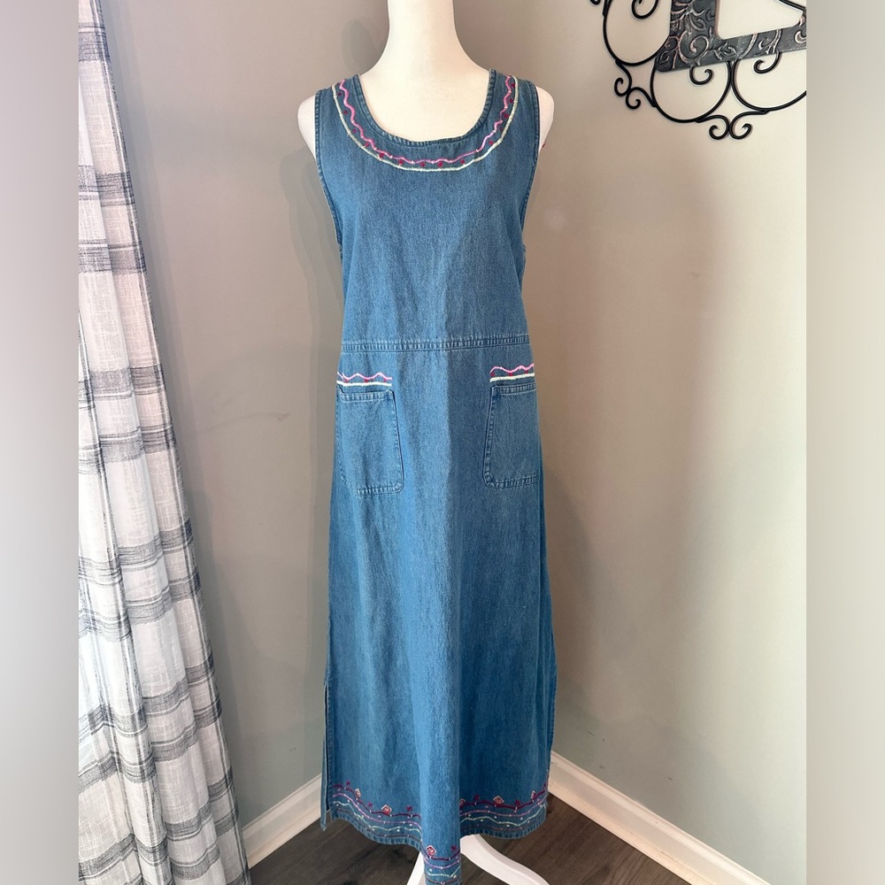 L Carolina bay denim blue jean vintage jumper dress embroidered cottage 90s maxi - Picture 2 of 7